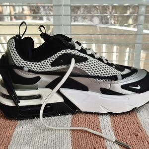 Nike Black and Gray Women's Sneakers